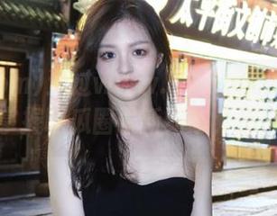 通过www.51.com免费更新，快速掌握吃瓜圈最新动态，精彩不断！