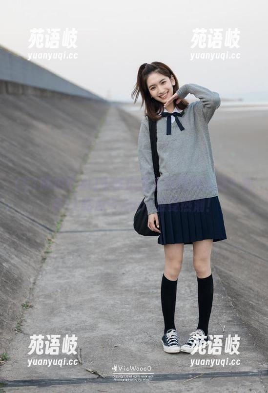 51吃瓜中心 不吃瓜怎么能懂娱乐圈?快来51吃瓜中心ios感受热潮!