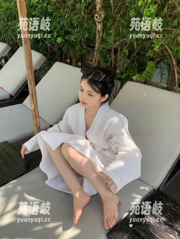 51吃瓜网 想要今天的吃瓜秘闻?来51吃瓜网的入口一探究竟!