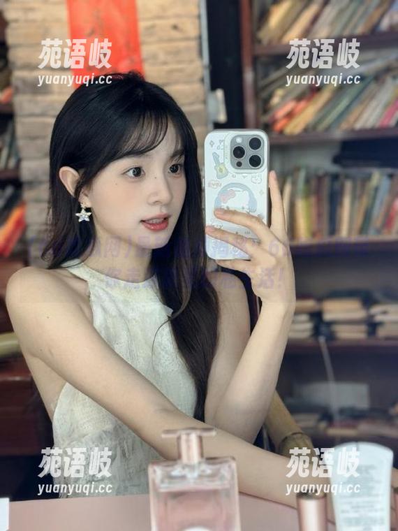 66吃瓜网 最新视频揭秘:66吃瓜网带你走进明星的私生活!