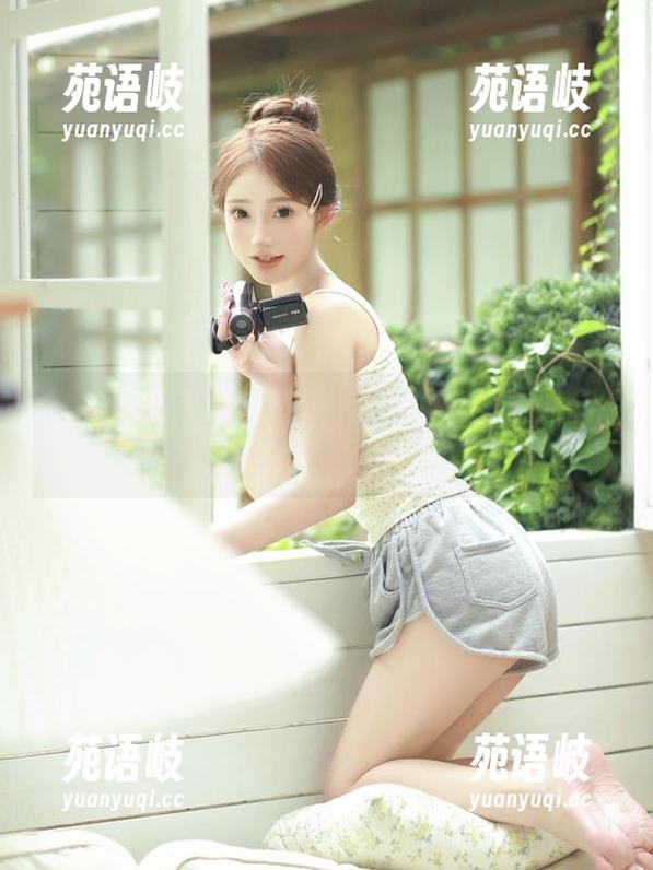想要获知最新八卦吗？在718sx观看后，记得分享给大家！