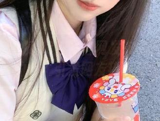 718娱乐官网发布的吃瓜爆料是真的吗？引发网友热议与猜测