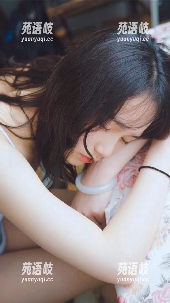 九一黑料吃瓜网：直达最新潮流黑料，快速获取热门gossip信息！