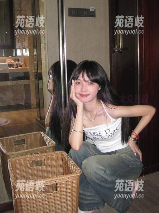 吃瓜51 吃瓜51cc闪亮更新,大众热议话题让你吃瓜不再孤单