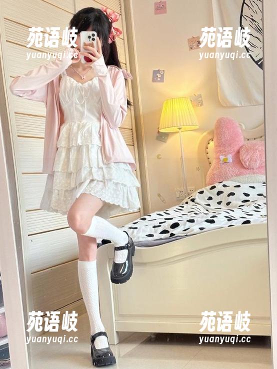 吃瓜不打烊 黑料纷飞,吃瓜不打烊在线视频带你探索隐秘播放线路!