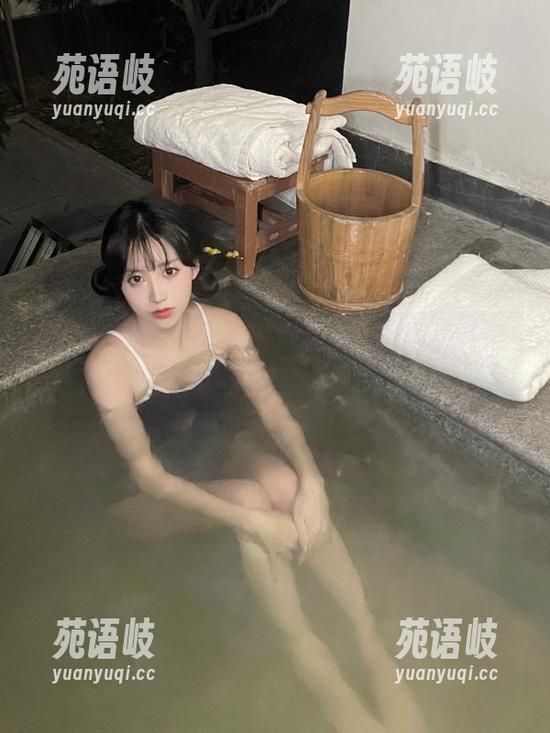 吃瓜导航 使用在线吃瓜导航,实时了解娱乐圈动态,提升自己的谈资!