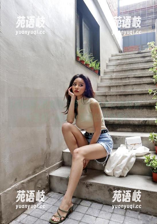 吃瓜网为你带来免费在线观看，女生们一起分享有趣的八卦吧！