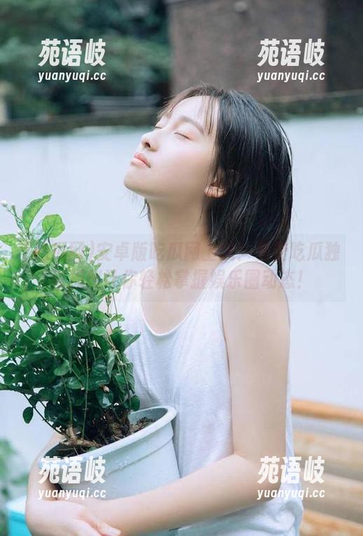 吃瓜网 安卓版吃瓜网上线!免费吃瓜独家揭秘让你轻松掌握娱乐圈动态!
