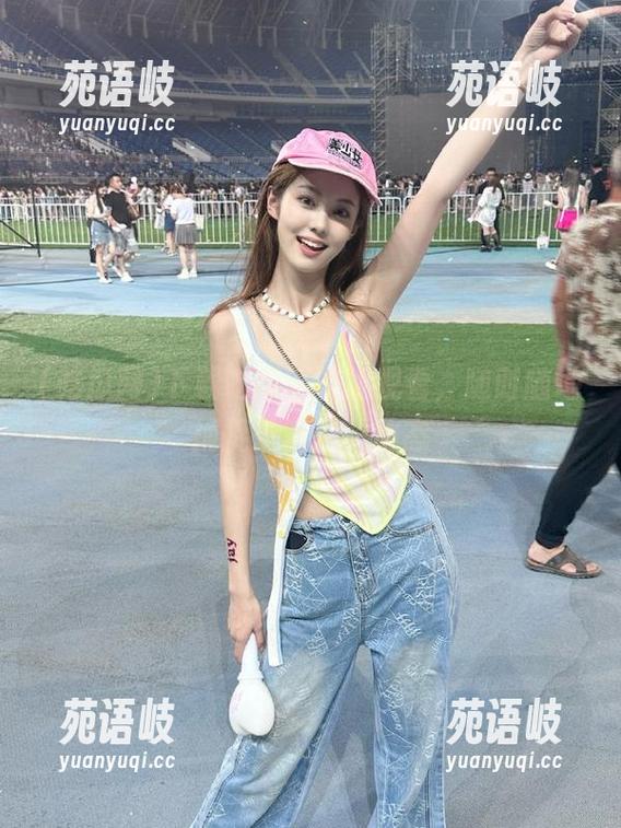 下载吃瓜网在线观看，随时随地捕捉最新八卦动态
