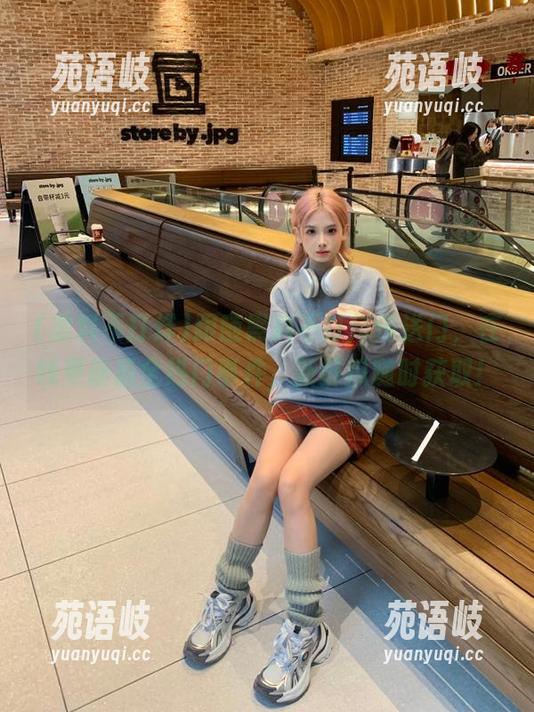 跟随黑料不打烊传送门，在线更新最全热门事件，新鲜瓜随时获取！