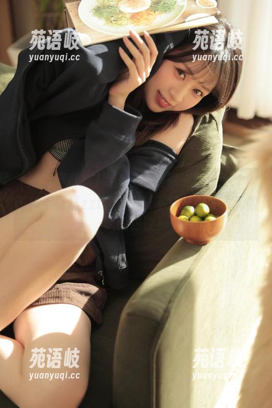 她的视频被曝光，zztt11黑料不打烊zztt11黑料不打烊引发了无数人的热议！