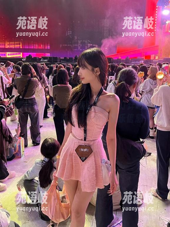 黑料不打烊 一键直达黑料不打烊吃瓜官网导航,获取最全面的娱乐信息