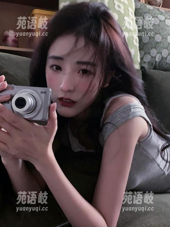 宝贝们，快来“zztt35.ccm黑料不打烊”的可爱地址，跟我一起吃瓜！