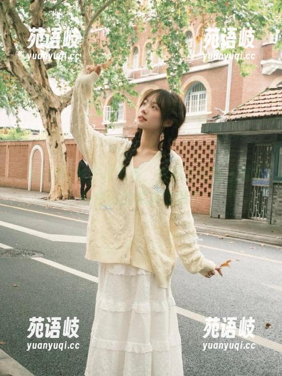黑料君 妹子们必看,黑料君网站上有哪些热门的黑料故事?